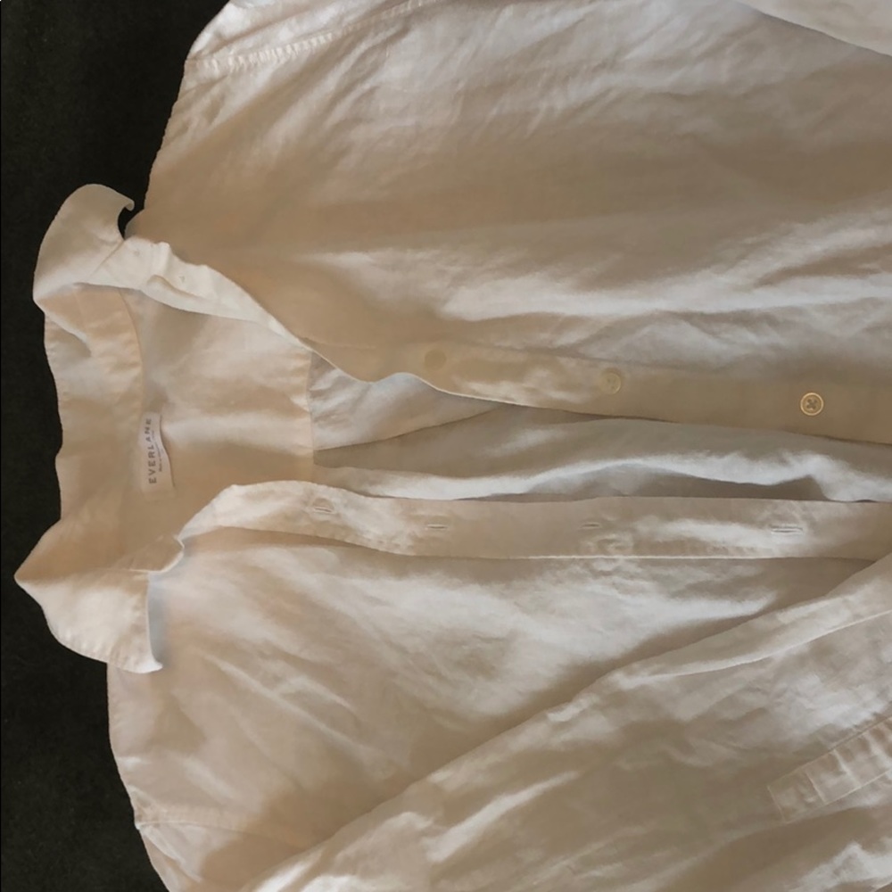 Everlane relaxed linen button down